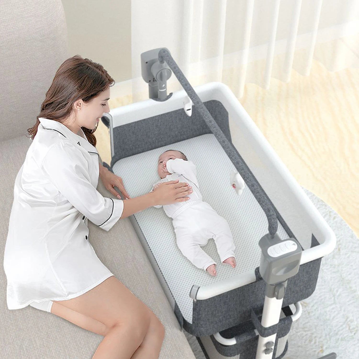 Baby Rocking Bassinet Portable Newborn Cradle Bedside Sleeper