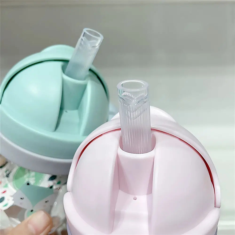 250ML Cartoon Pattern Outdoor Child Drinking Bottle with Straw